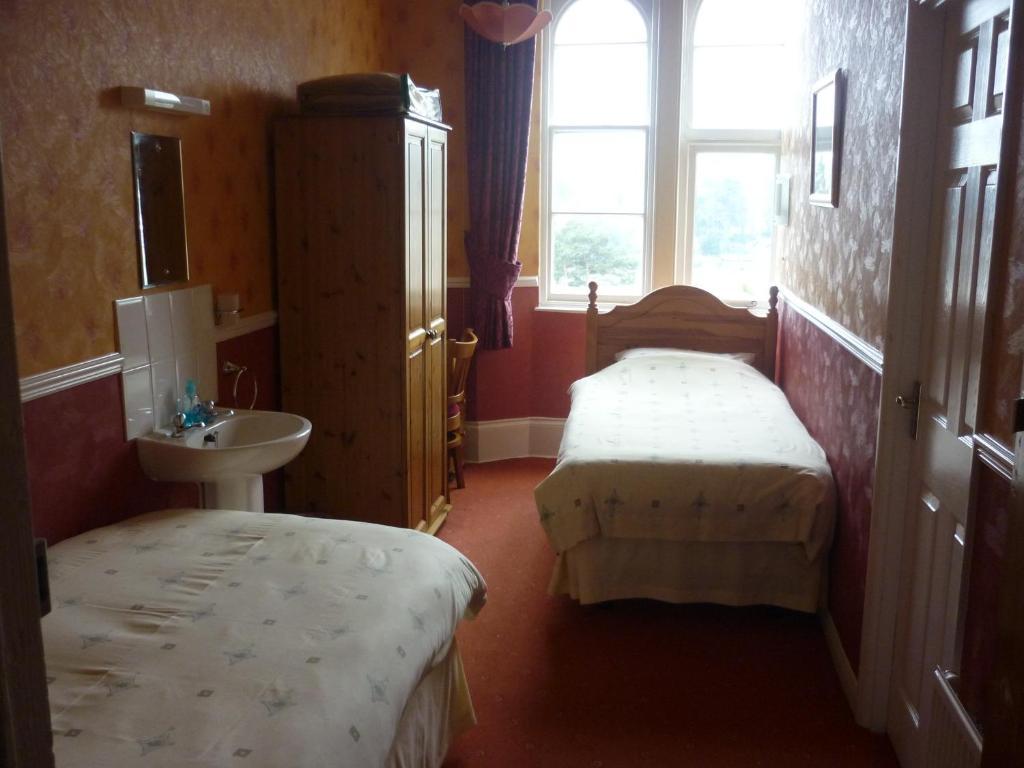 Ashwood Grange Bed & Breakfast Torquay Exterior photo